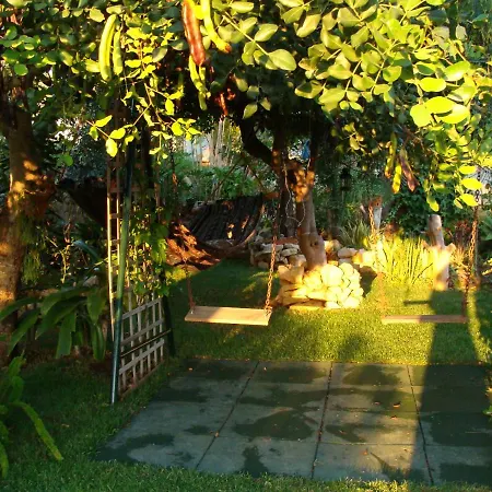 Lugar Andorinhas 펜션 *